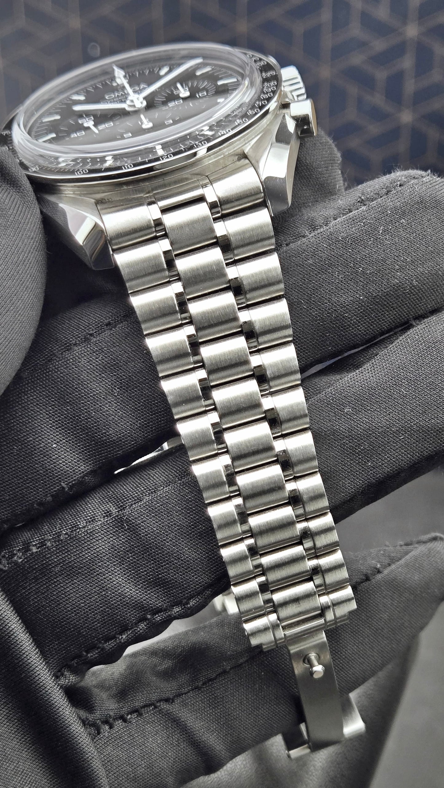 Omega Speedmaster Professional Moonwatch Sapphire