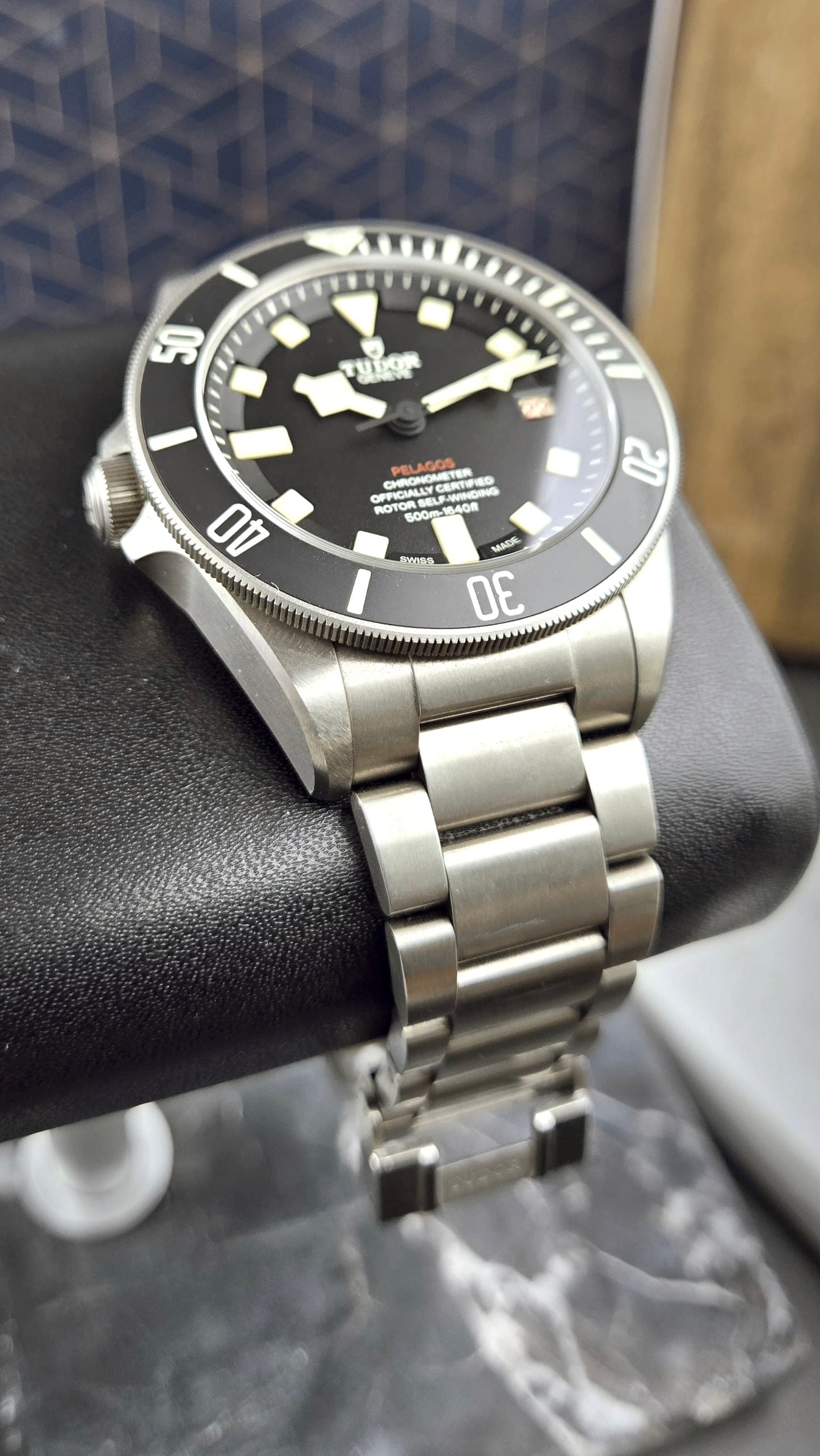 Tudor Pelagos LHD