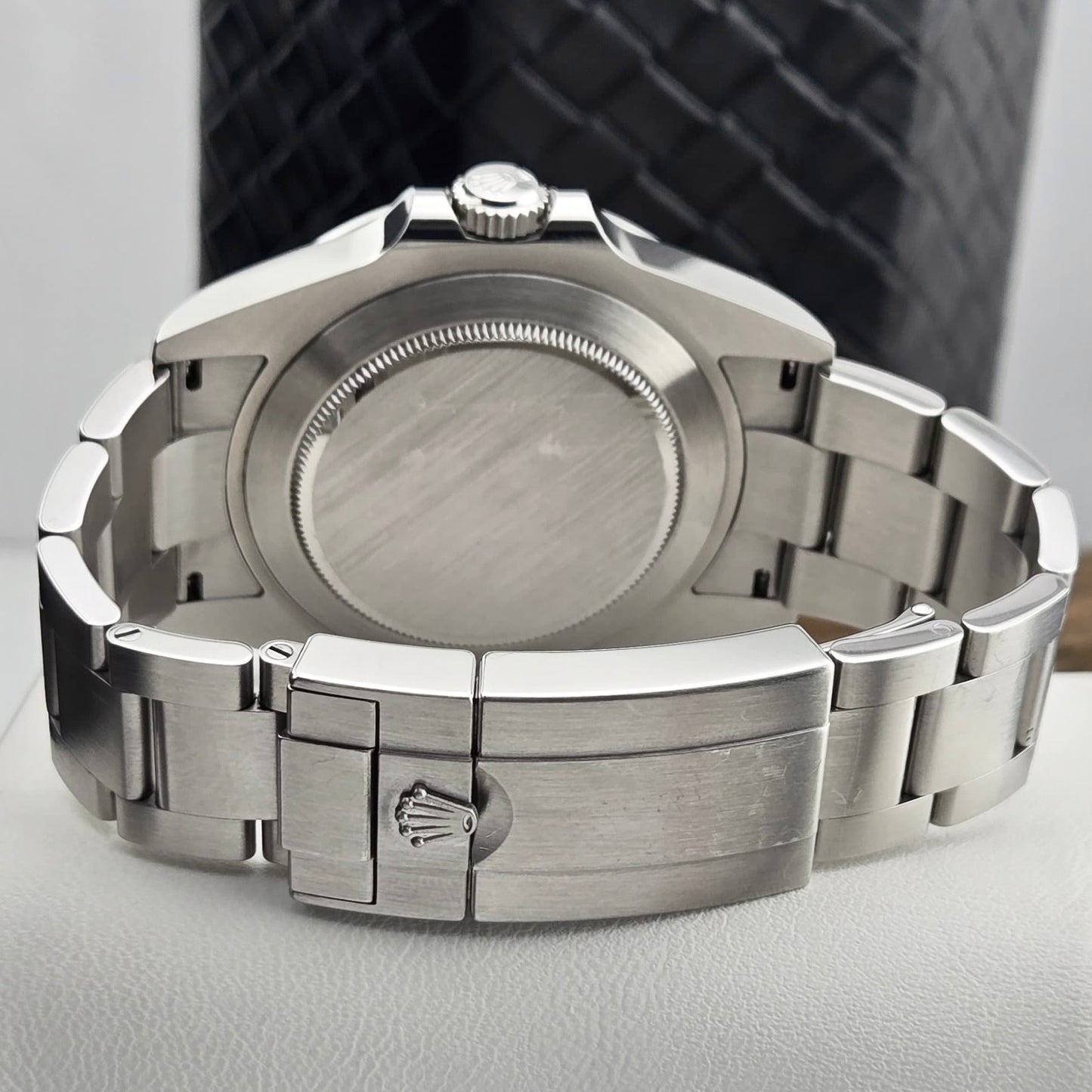Rolex Explorer II Black Dial Oyster Bracelet 226570 Complete Set 42mm