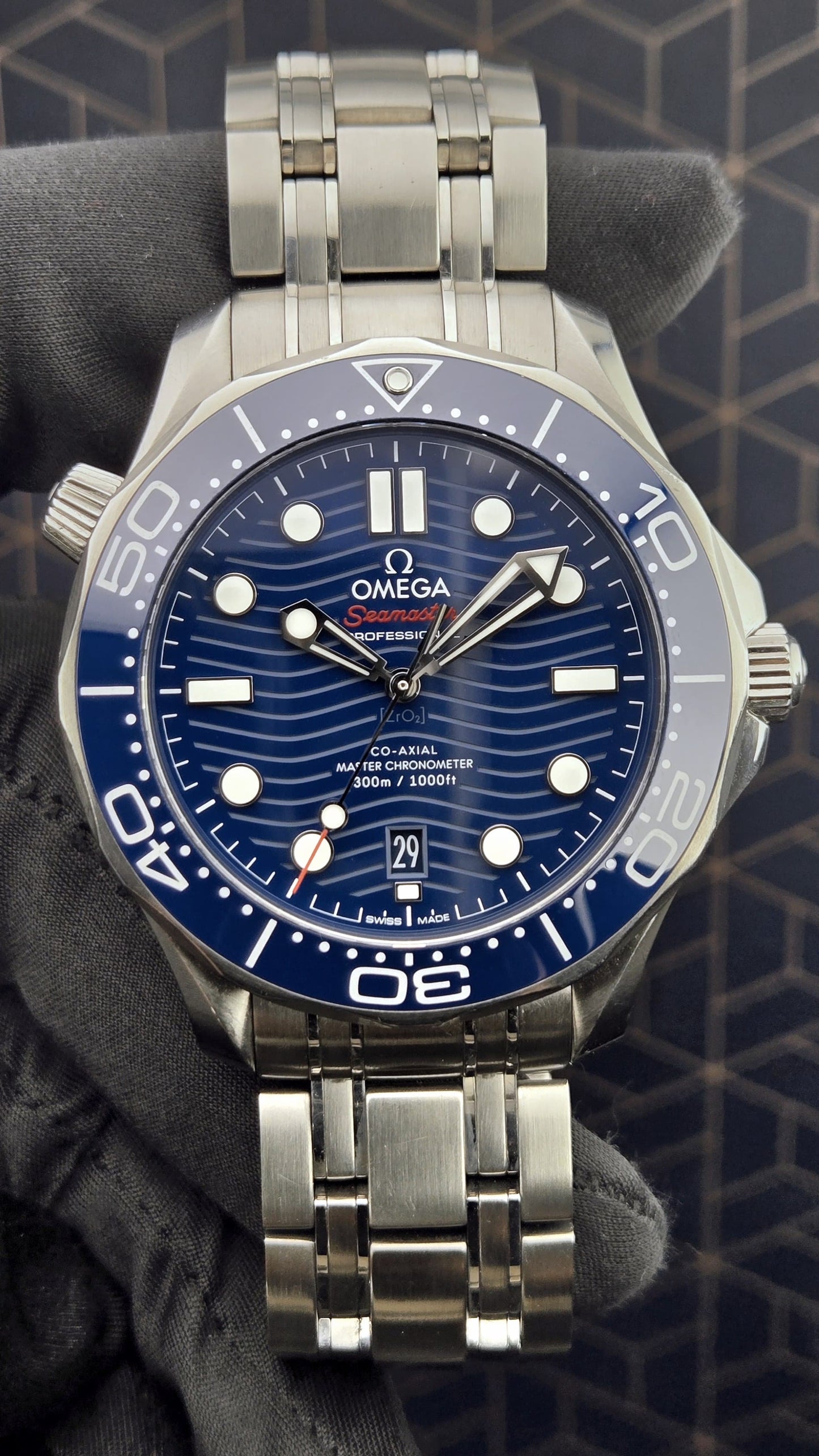 Omega Seamaster Diver 300m