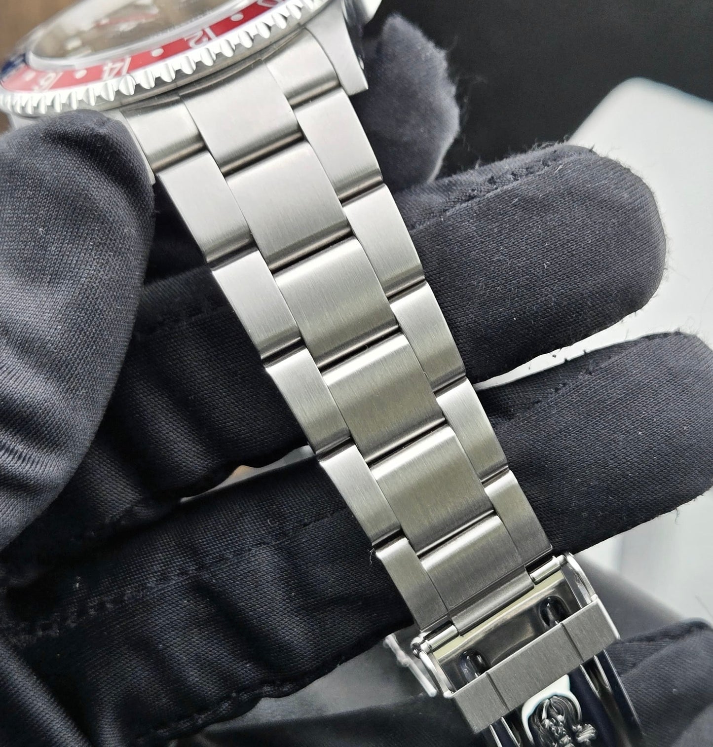 Rolex GMT Master II Pepsi 16710