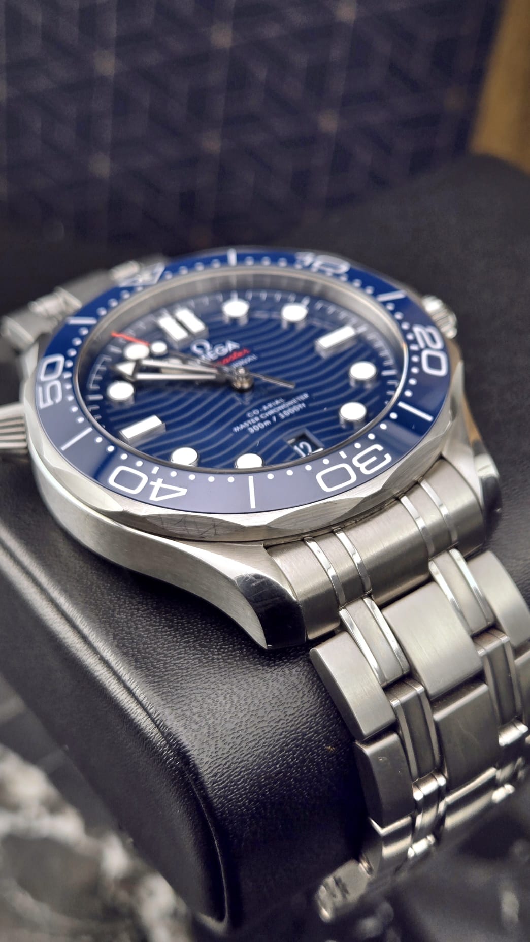 Omega Seamaster Diver 300m