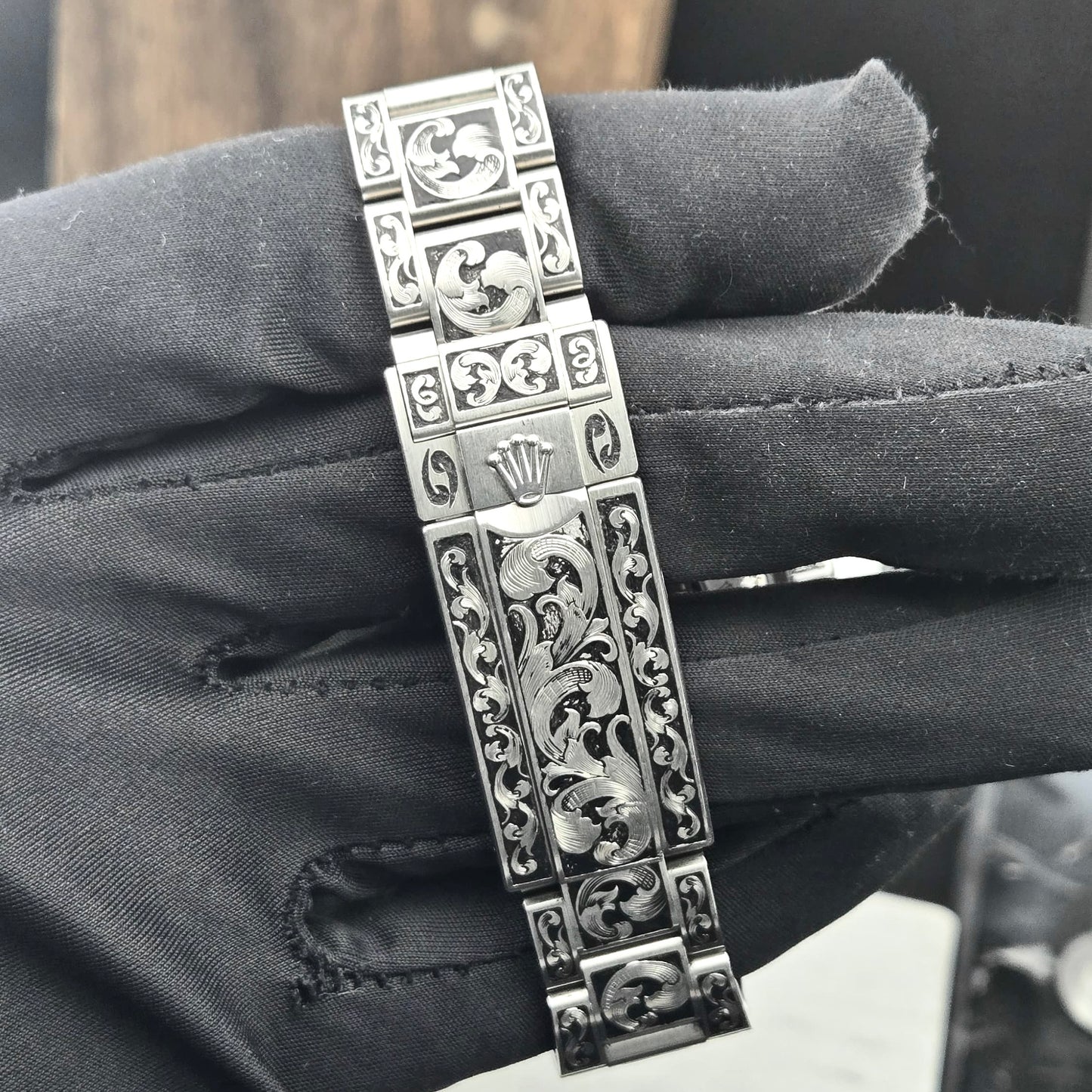 Rolex Sea Dweller Deepsea 116660 44mm Flowing Scroll Engraved
