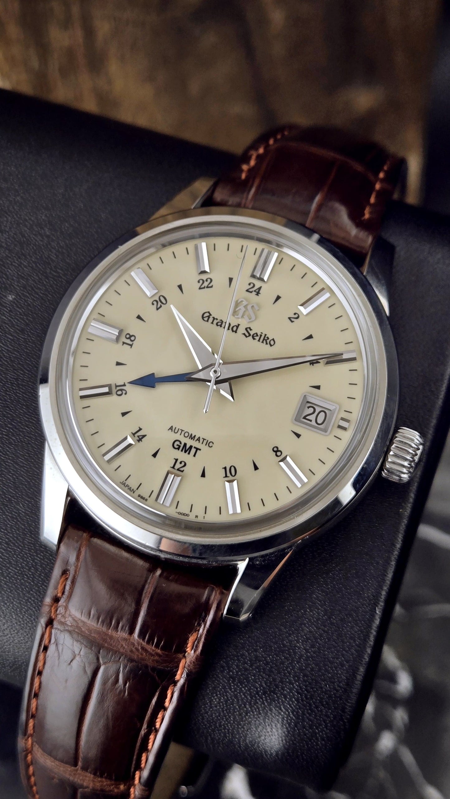 Grand Seiko Elegance GMT