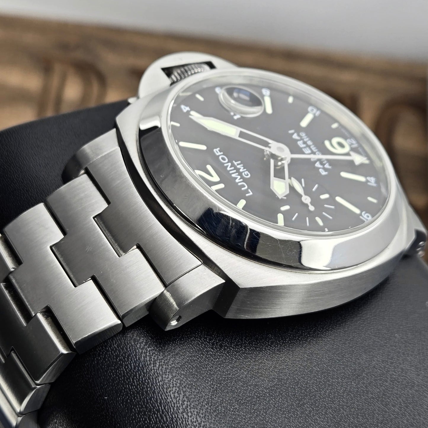 Panerai Luminor GMT 44mm Black