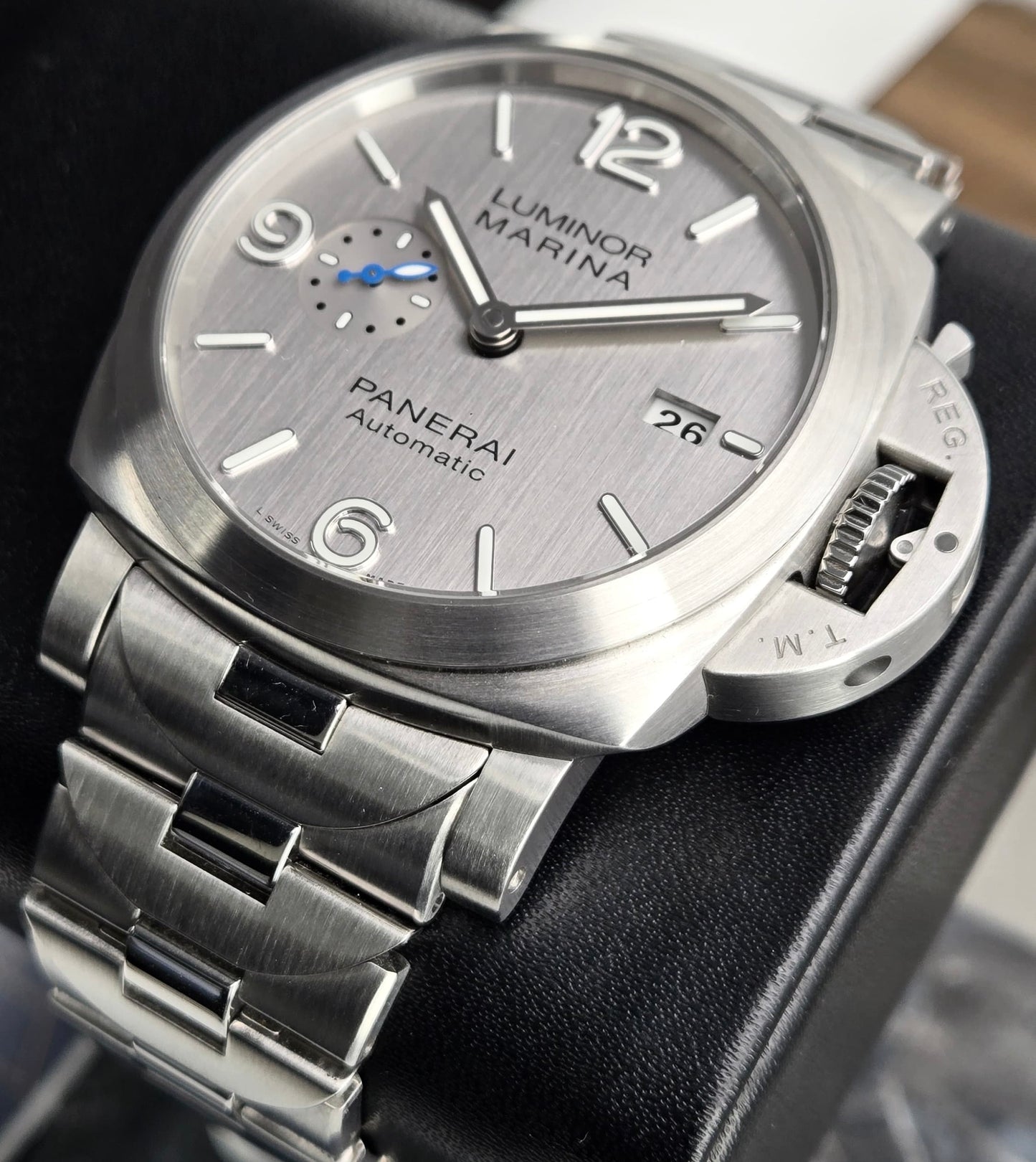 Panerai 1950 3 Days Luminor Marina Automatic 44mm Silver Surfer