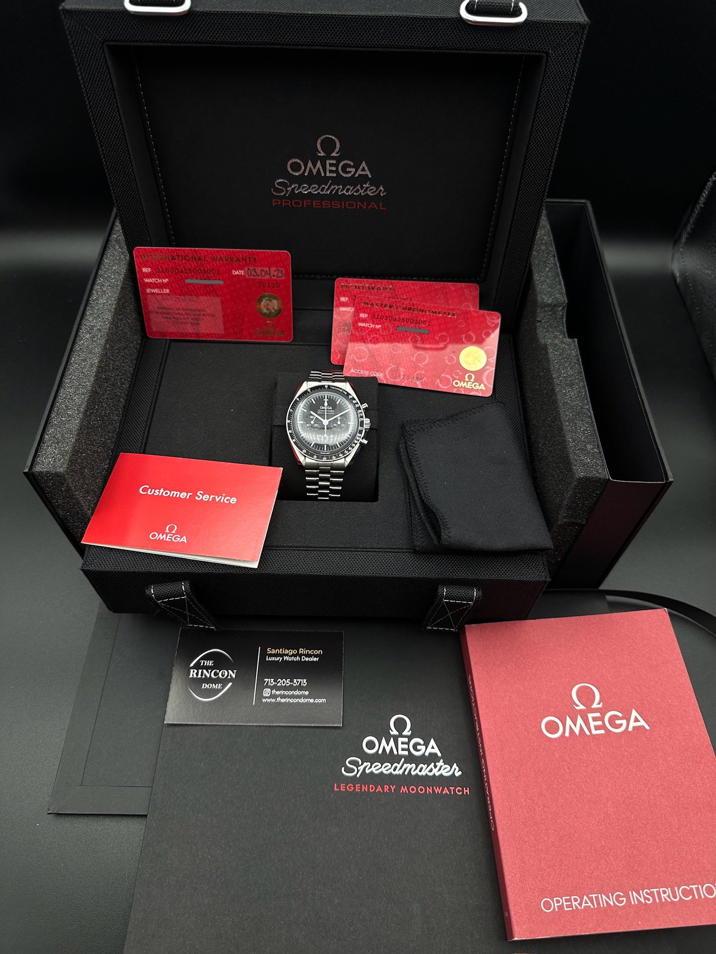 Omega Speedmaster Moonwatch Hesalite