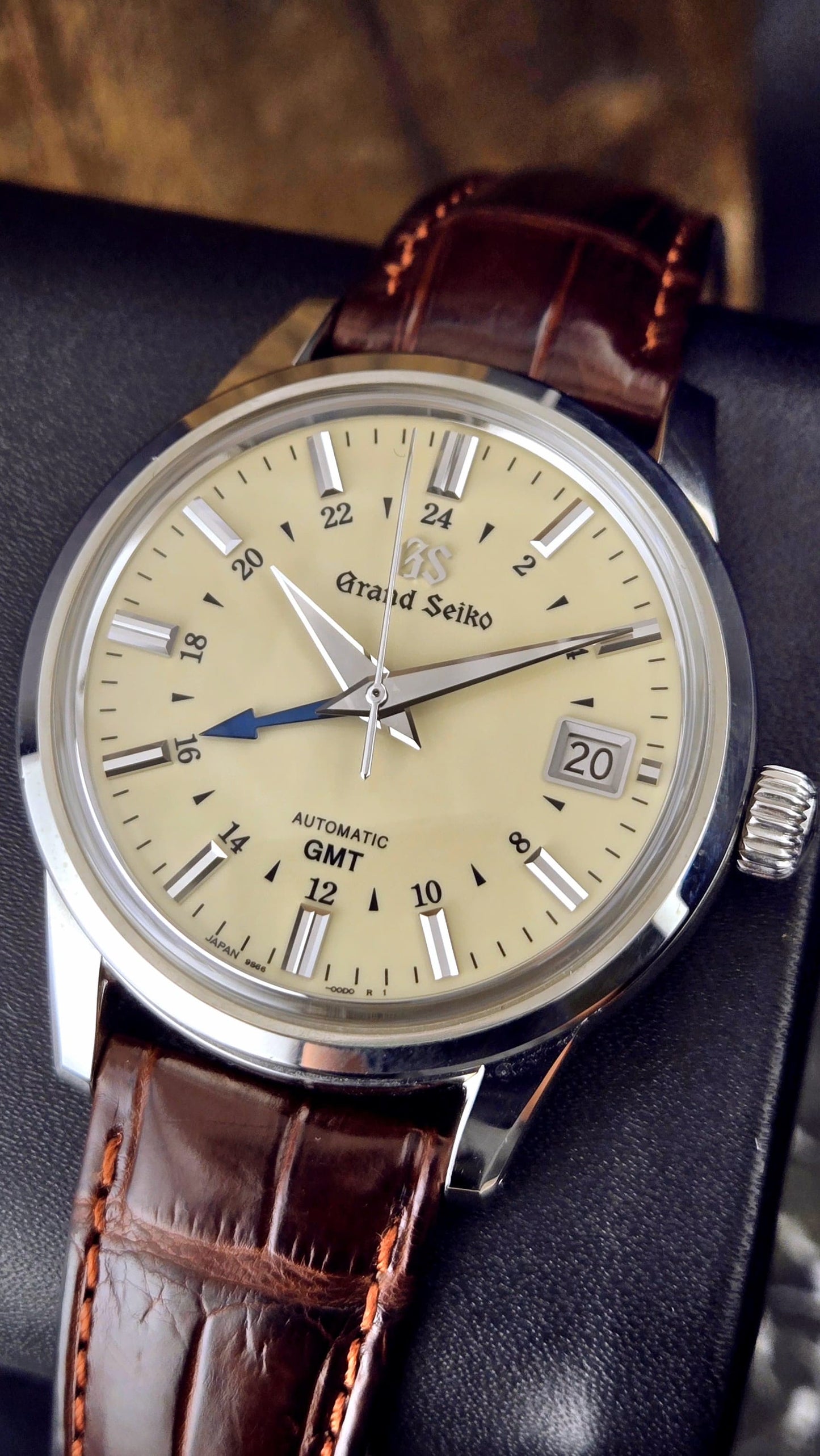 Grand Seiko Elegance GMT