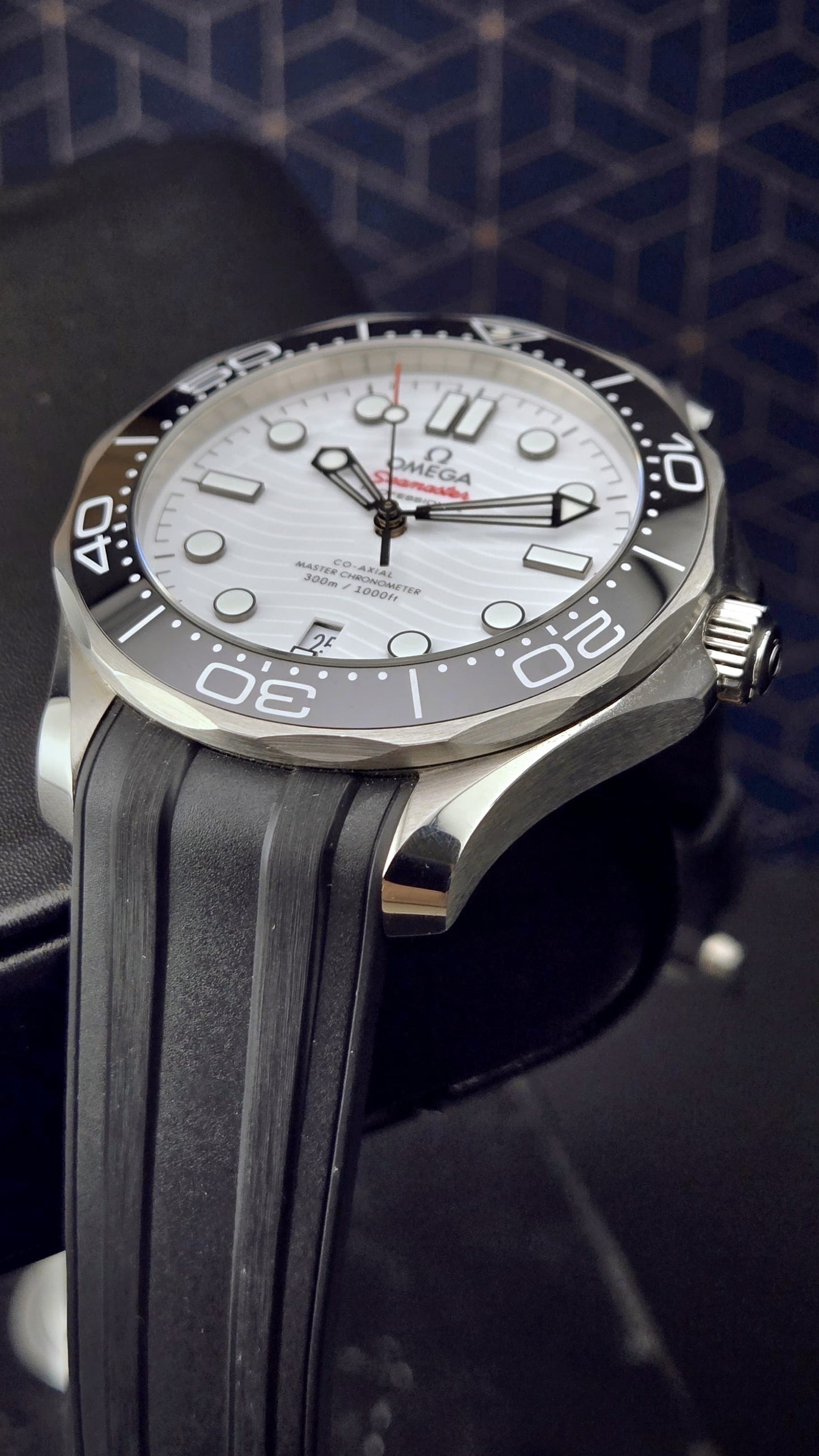 Omega Seamaster Diver 300m