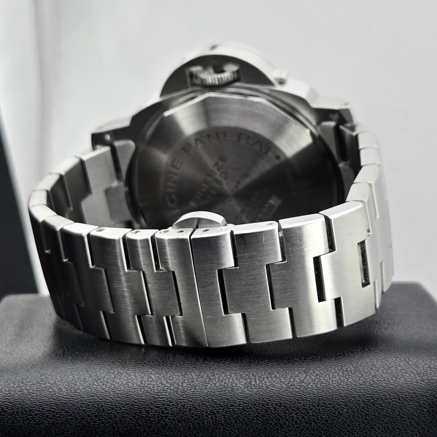 Panerai Luminor GMT 44mm Black
