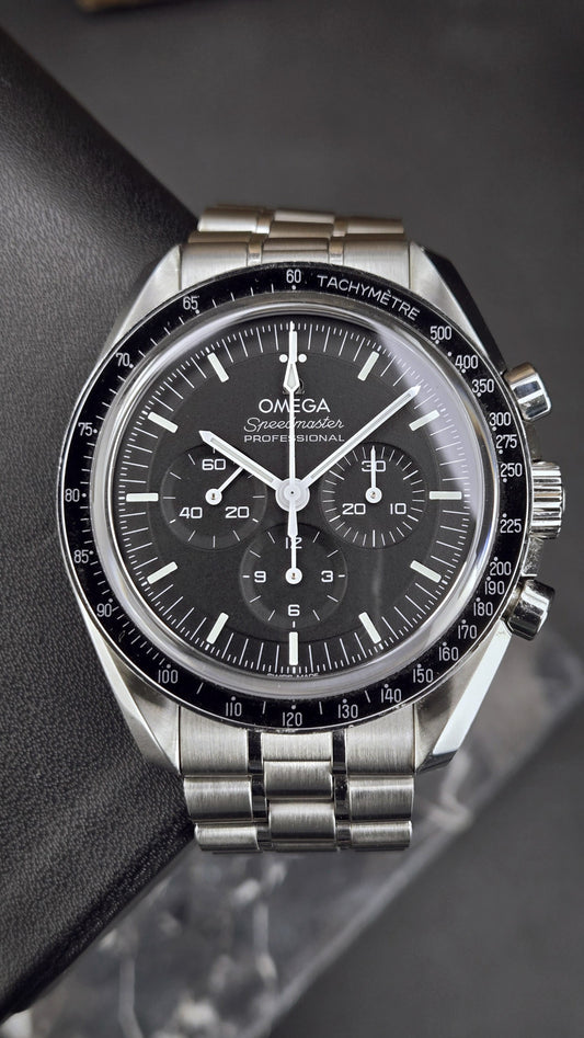 Omega Speedmaster Moonwatch Sapphire