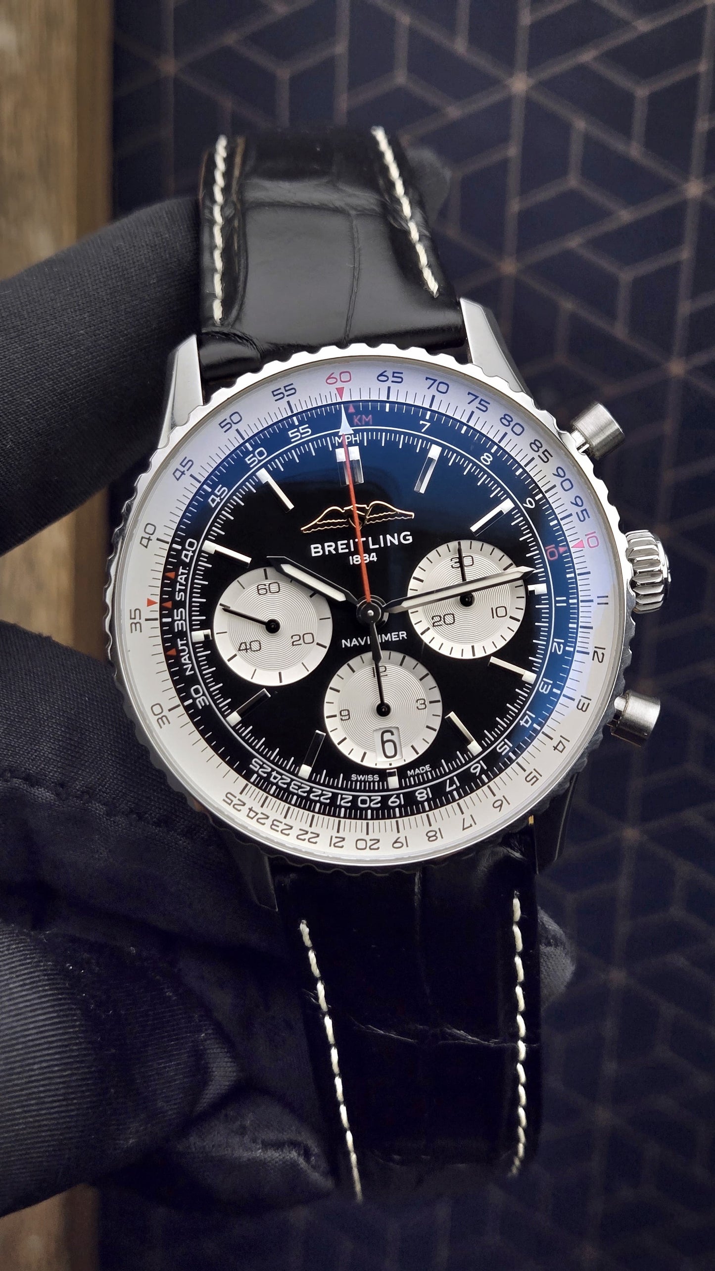 Breitling Navitimer Chronograph B01