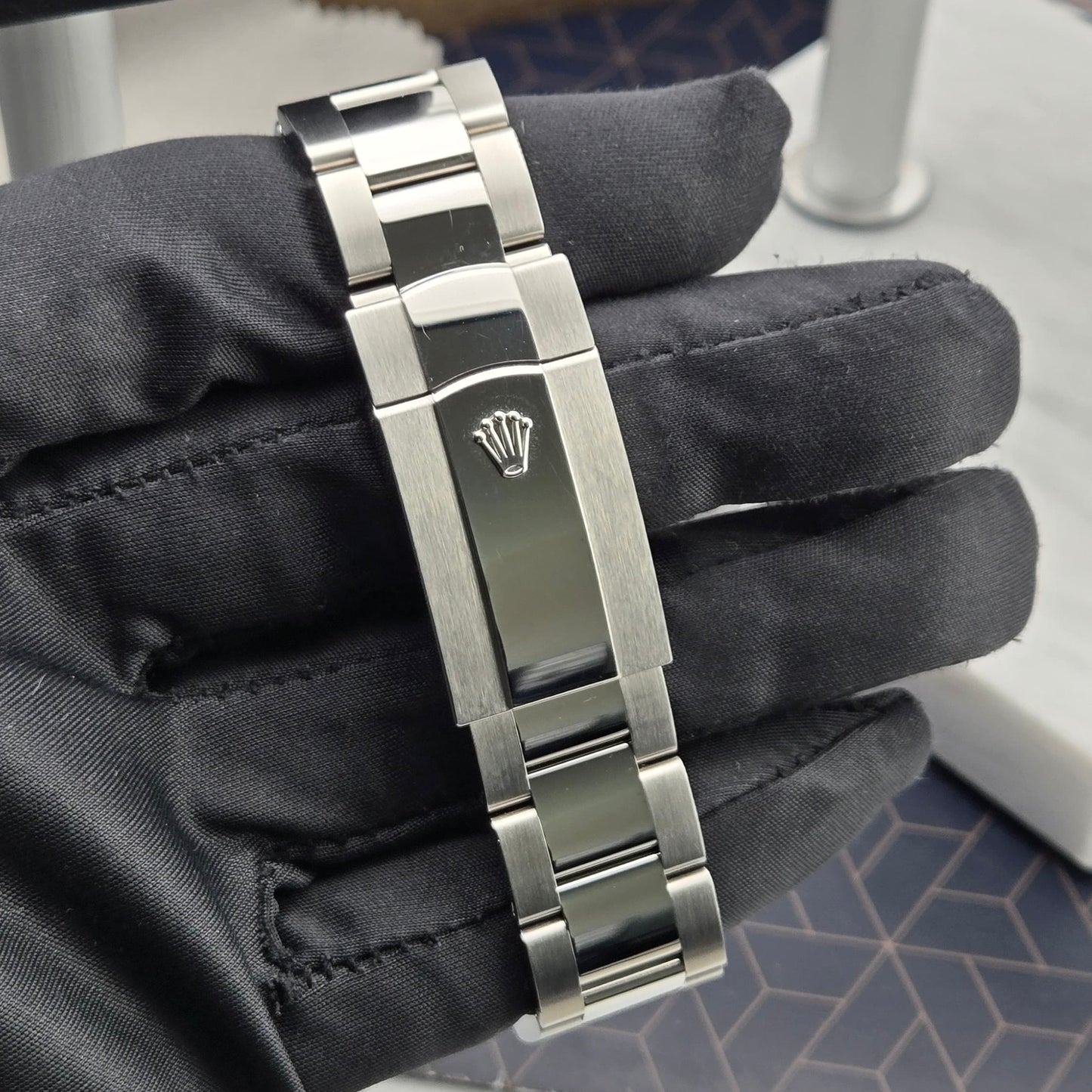Rolex Sky-Dweller White Dial Oyster Bracelet 42mm 336934