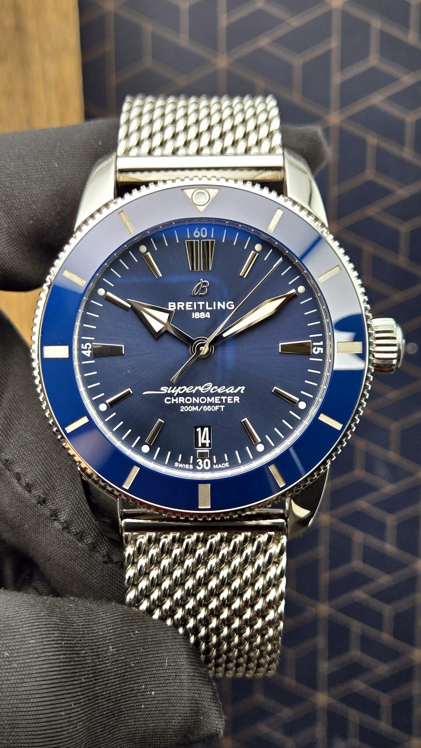 Breitling Super Ocean Heritage B20