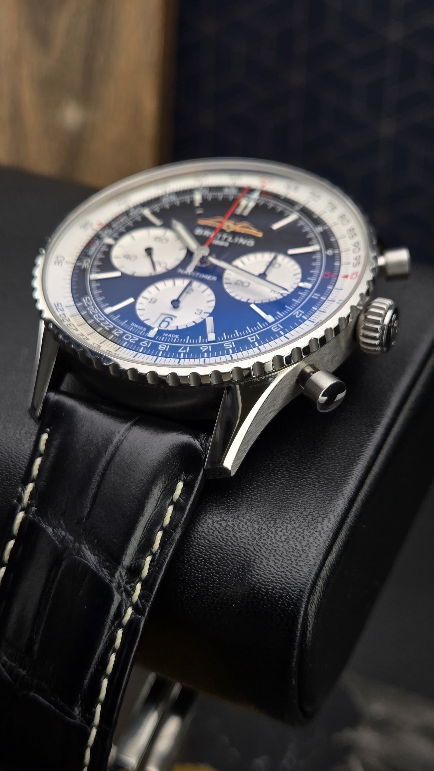 Breitling Navitimer Chronograph B01