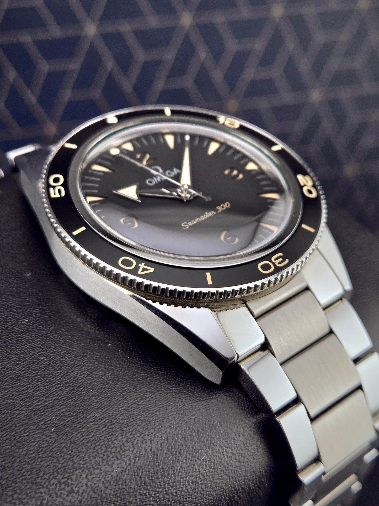 Omega Seamaster Heritage 300