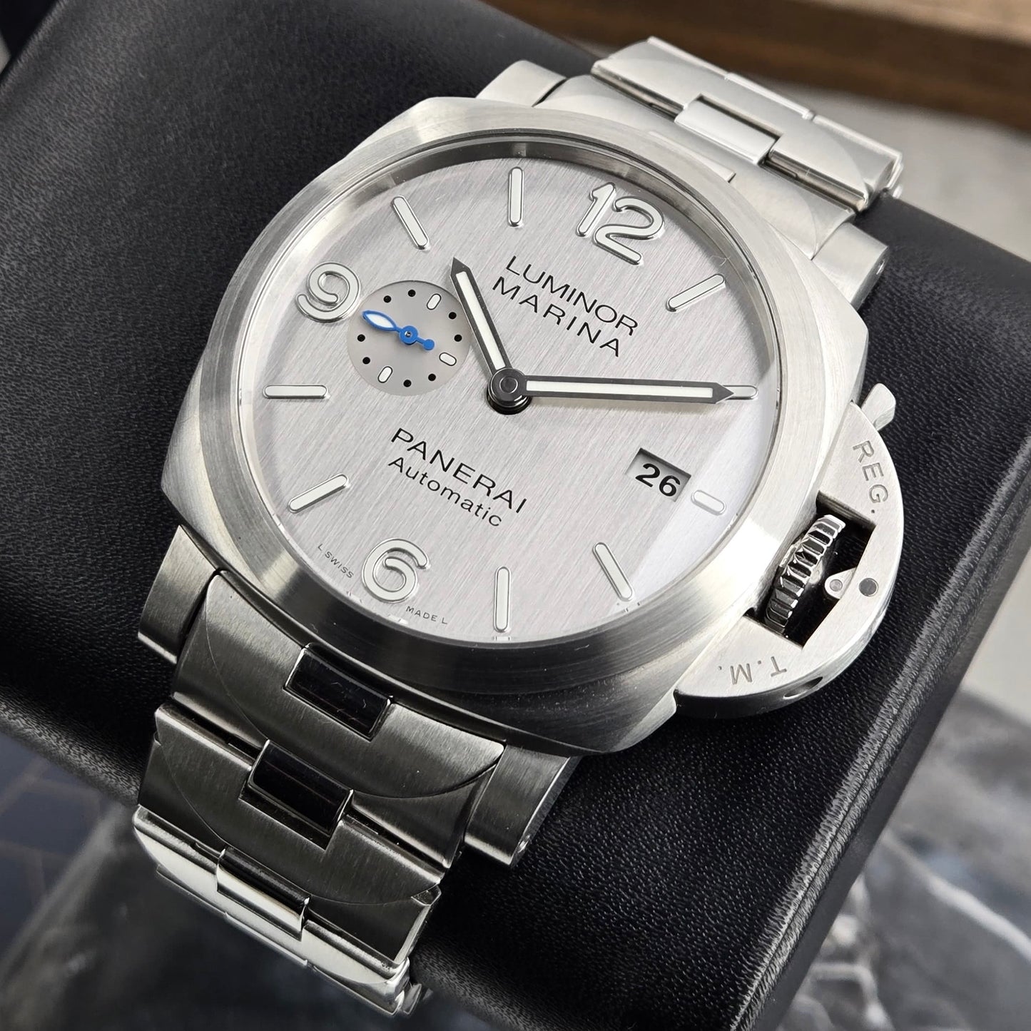 Panerai 1950 3 Days Luminor Marina Automatic 44mm Silver Surfer