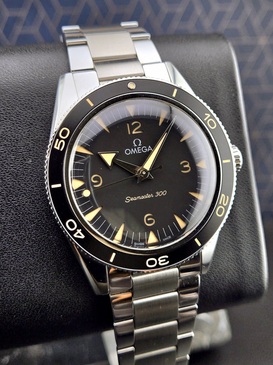 Omega Seamaster Heritage 300