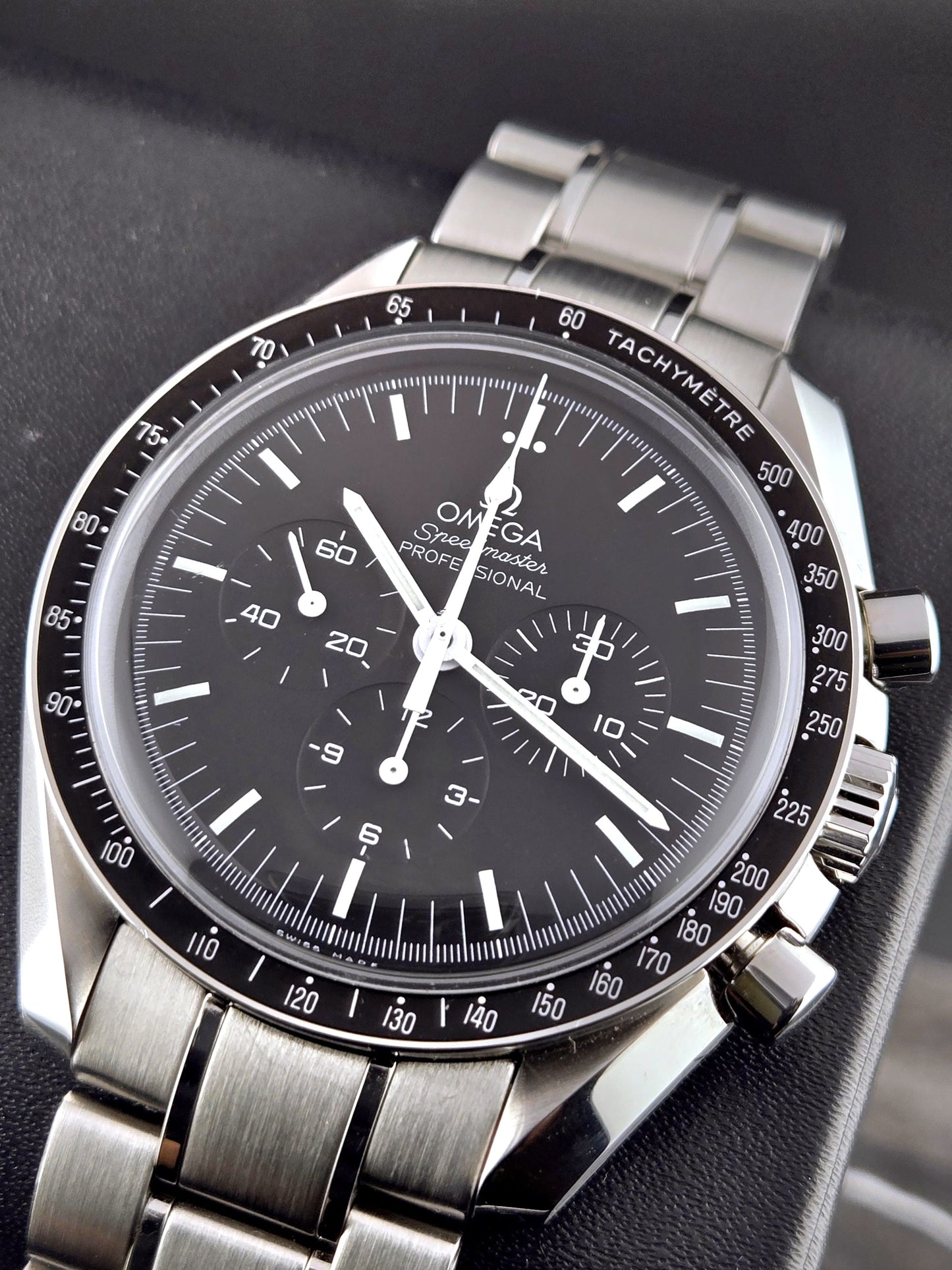 Omega Speedmaster Professional Moonwatch Hesalite