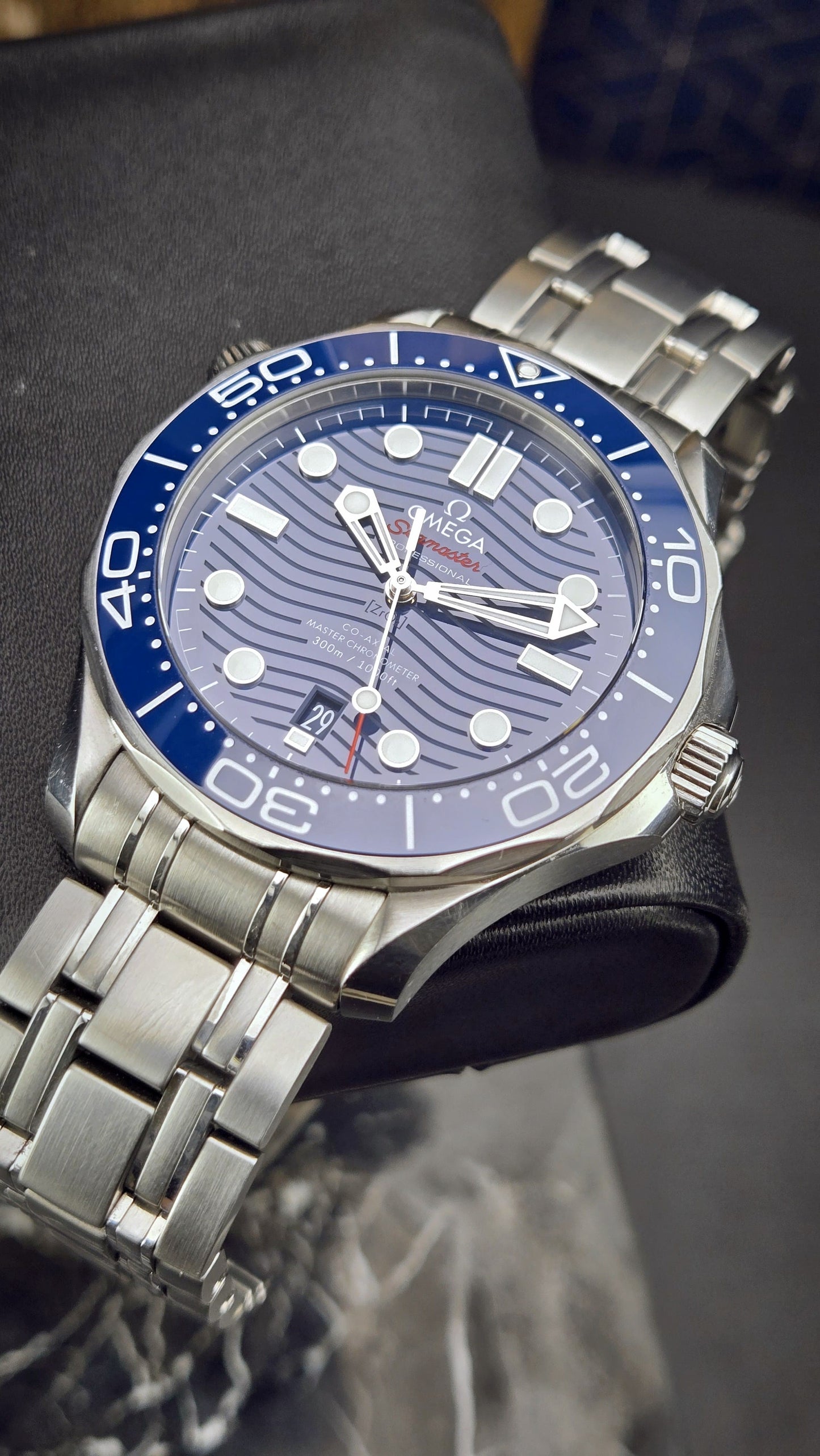 Omega Seamaster Diver 300m