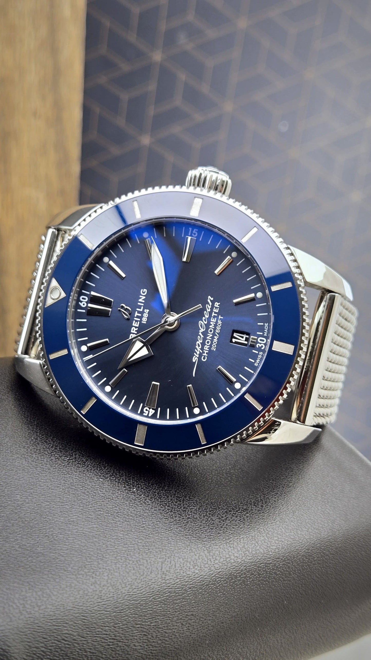 Breitling Super Ocean Heritage B20