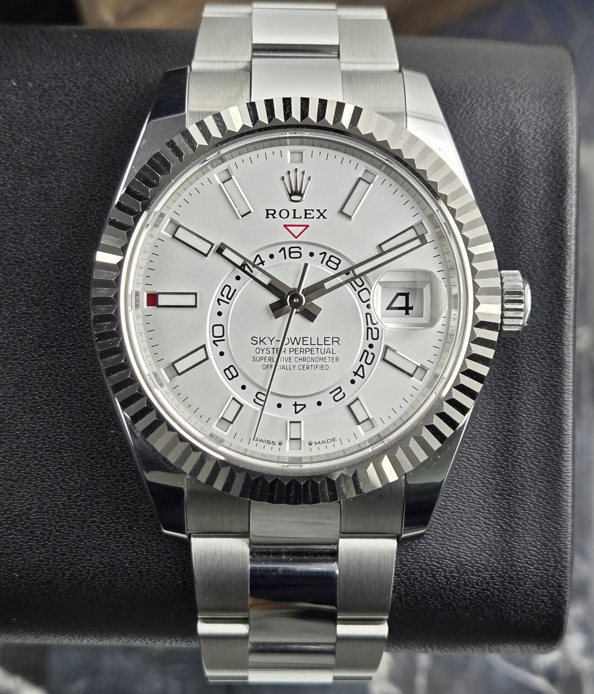Rolex Sky-Dweller White Dial Oyster Bracelet 42mm 336934