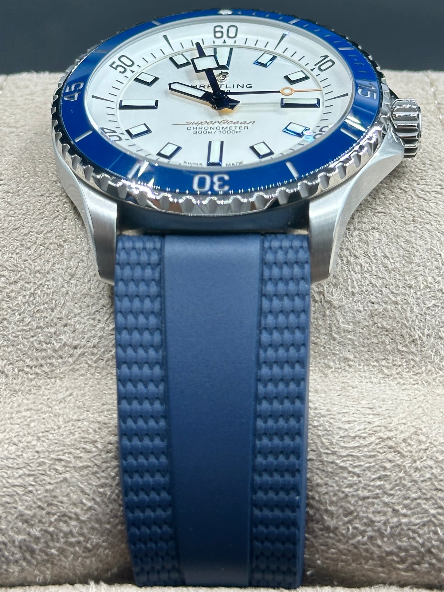 Breitling SuperOcean Automatic