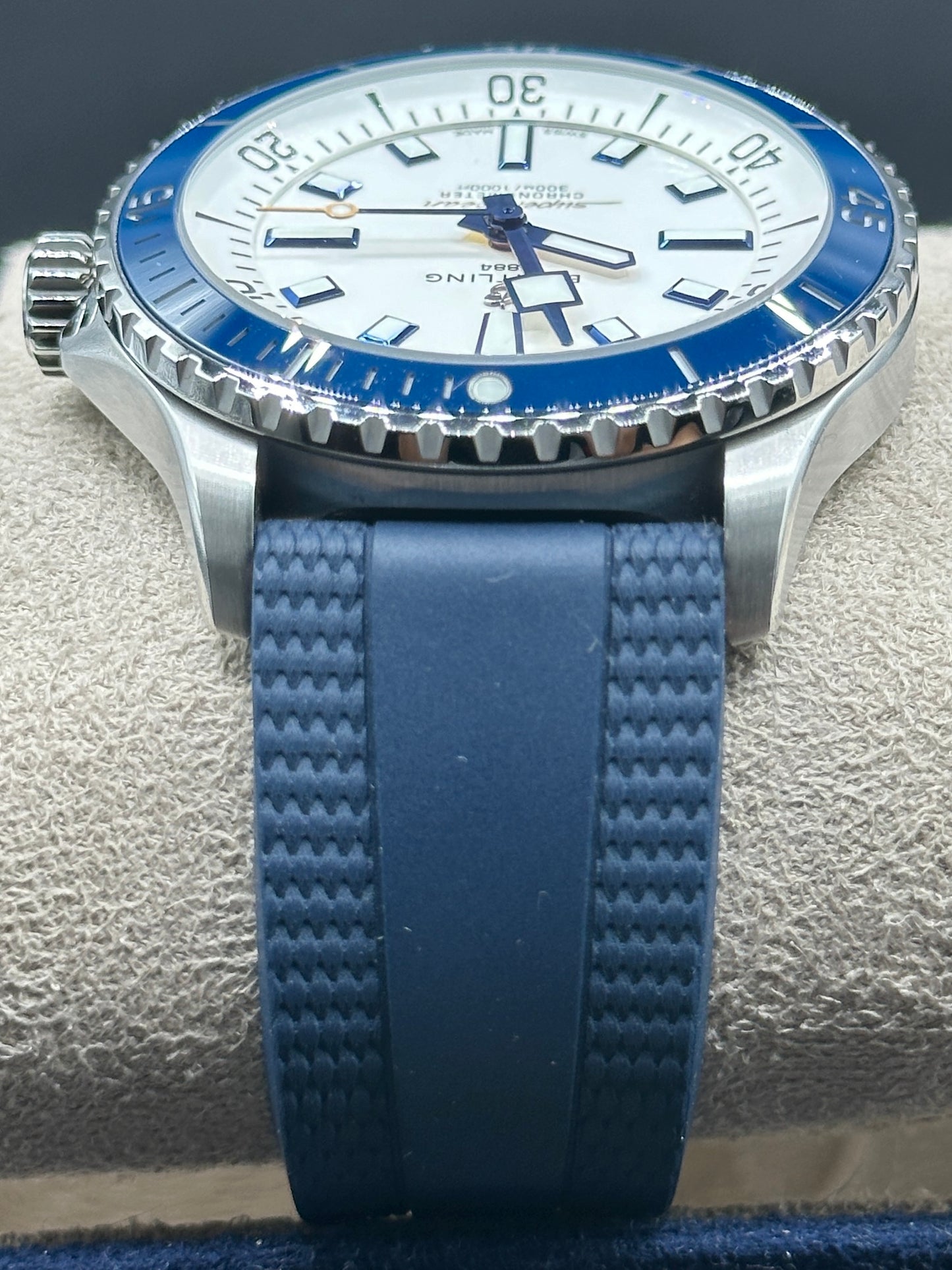 Breitling SuperOcean Automatic