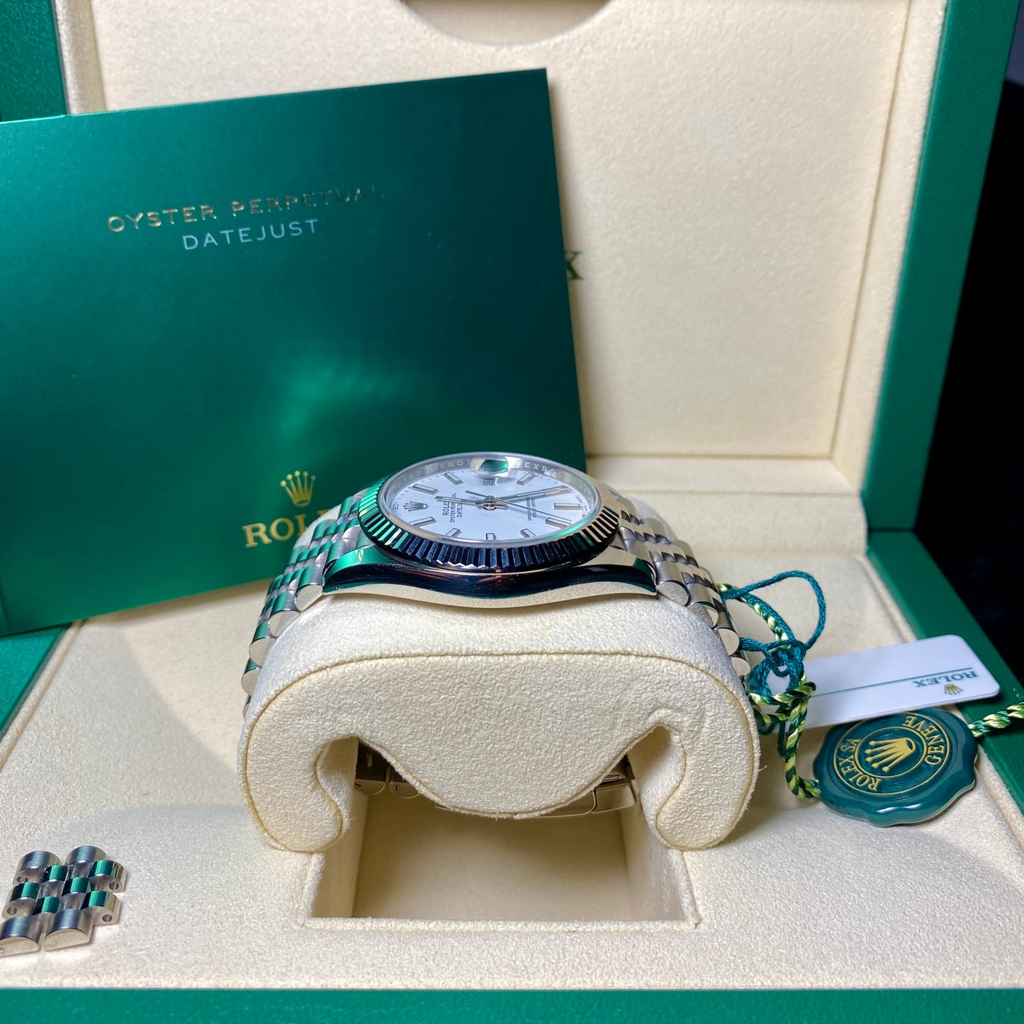 Rolex DateJust 41 126334 White Stick Jubilee - 2018