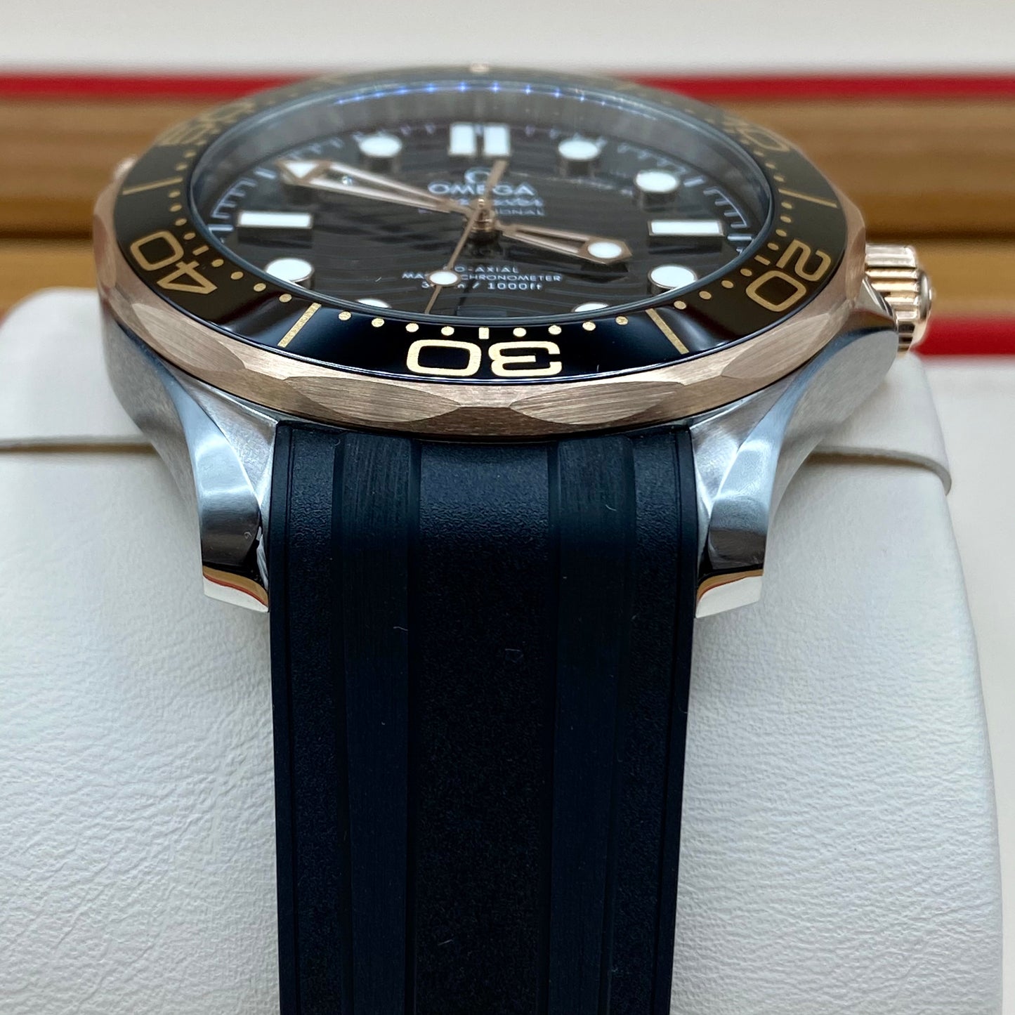 Omega Seamaster Diver 300m Sedna Gold